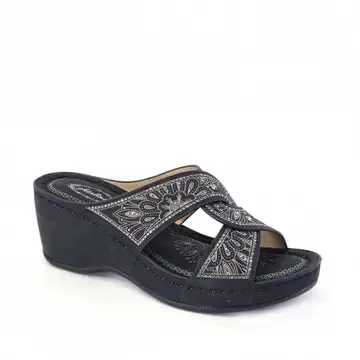 Wedges Outsole Casual Sandals with Stones