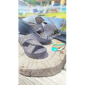 Wedges Outsole Casual Sandals with Stones